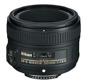 what lens for Nikon D5600