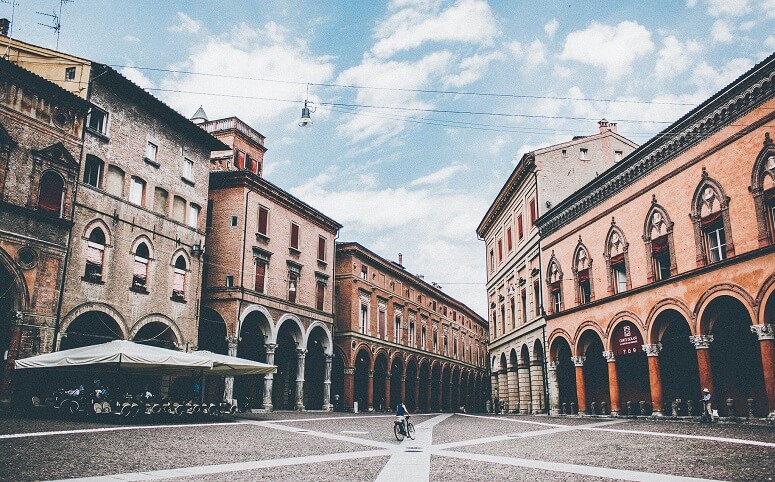 things to do in bologna italy